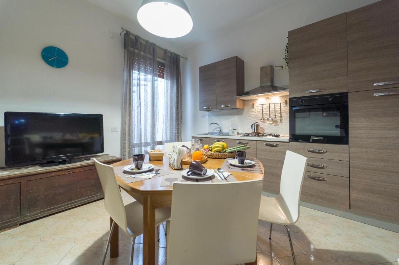 Willa Casa Lina Con Terrazza Canicattini Bagni Zewnętrze zdjęcie