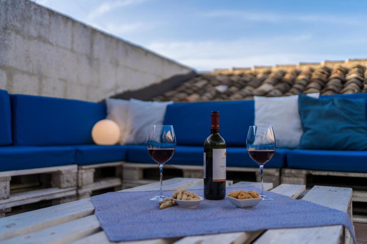 Willa Casa Lina Con Terrazza Canicattini Bagni Zewnętrze zdjęcie